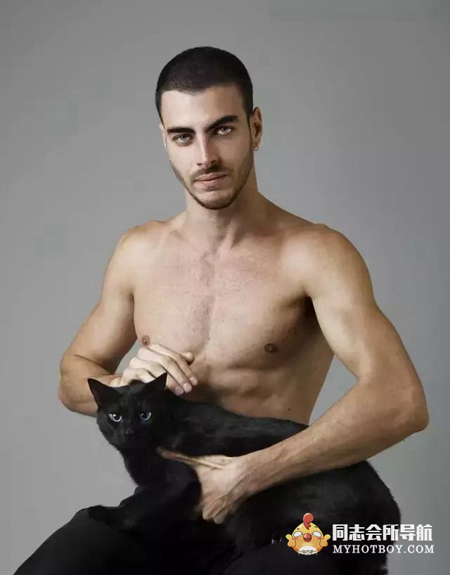性感男模VS任性猫咪，都是让人欲罢不能的生物嗷 时尚型男 第8张