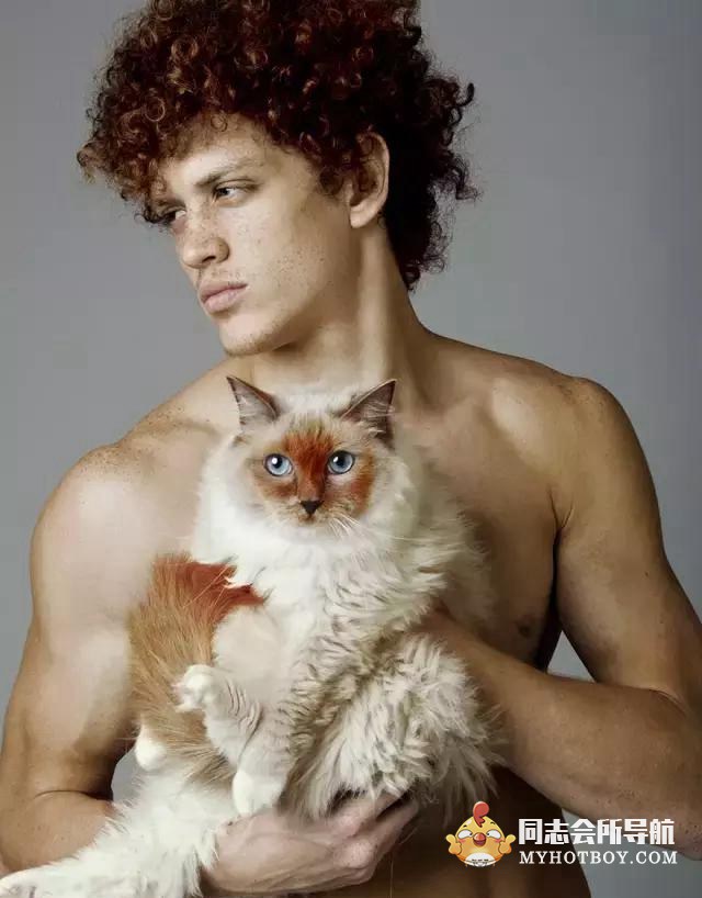 性感男模VS任性猫咪，都是让人欲罢不能的生物嗷 时尚型男 第5张
