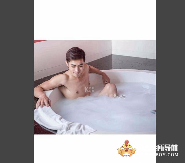 台湾型男帅哥許禾浴室艺术照片