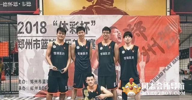 这枚肌肉小狼狗杨文友，他是郑州大学篮球队的5号，颜值出众 时尚型男 第9张