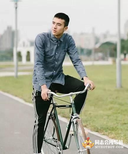 蔡依林MV里篮球校草，他叫连洁林，是台湾大学校篮球队的 时尚型男 第7张