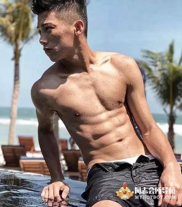 据说这个帅出宇宙的帅哥，是越南的 时尚型男 第7张